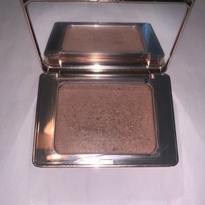 Natasha Denona GLOW #02 medium